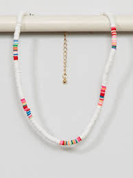 Élégance Intemporelle : Le Collier Perle, Symbole de Raffinement