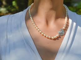 Élégance intemporelle : Sublimez votre style avec nos bijoux en perles de culture