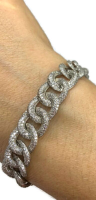 Élégance Masculine : Trouvez Votre Bracelet Homme Swarovski Parfait