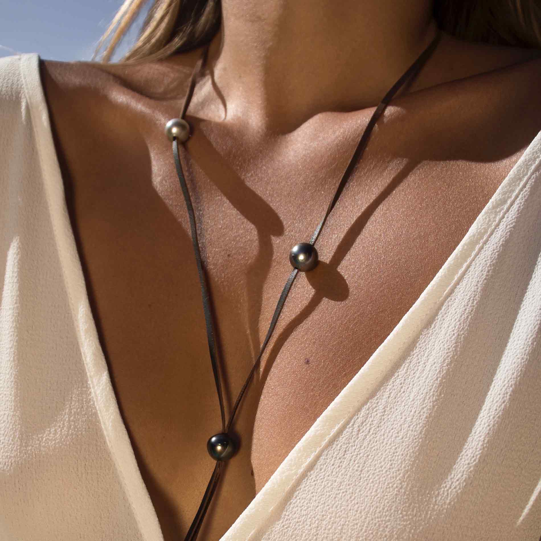 Élégance Intemporelle : Le Collier Grosse Perle, Symbole de Raffinement